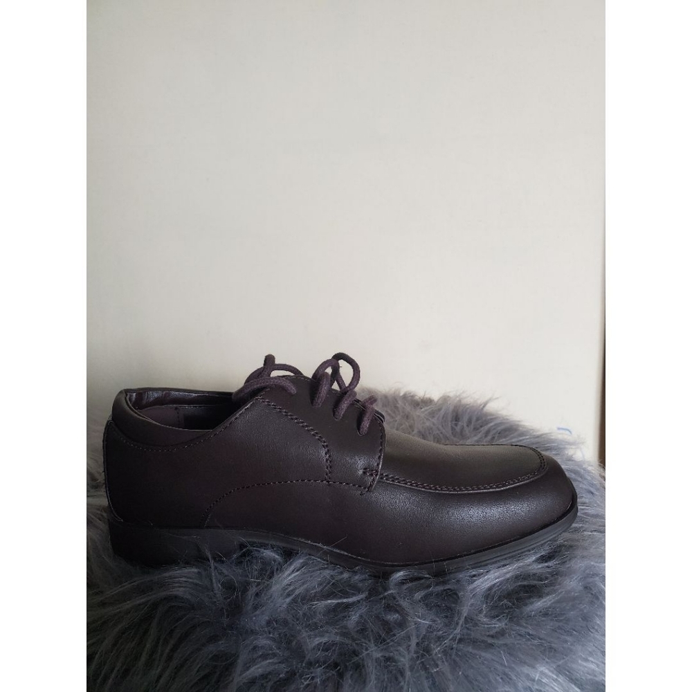 NWT Kenneth Cole boys dress shoe size 1